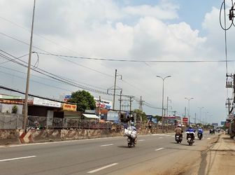 Bán Nhà Xưởng Bình Chánh 1020M2 Đất Thổ Cư, Mt Quốc Lộ 1A Giá 8Tr/m2