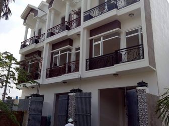 Nhà Sổ Hồng Riêng Quận 12 Thuộc P. Thạnh Xuân (4.5x12m) Đúc 3 Tấm. Giá 2,35 Tỷ