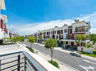 Bán Cắt Lỗ Lên Tới 2 Tỷ Biệt Thự Liền Kề Được Tặng Thêm 60m2 Sân Vườn