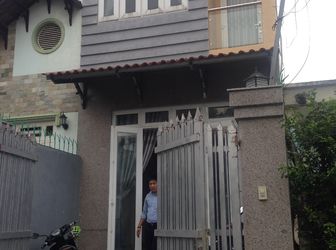 Bán Nhà 1 Trệt 2 Lầu Đường Lã Xuân Oai, Tăng Nhơn Phú A, Q9 Giá 2 Tỷ 650Tr