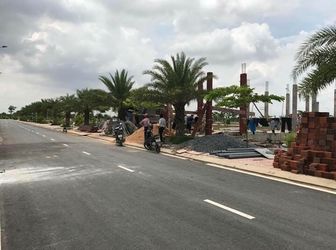 Cần Sang Tay Lại Lô Đất Mt Tl.8, Dt 85M2, Giá 195Tr, Shr.