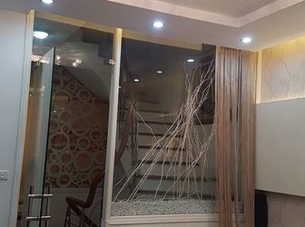 Bán Nhà Mặt Ngõ Phố Đỗ Quang, Sát Trần Duy Hưng, 42M2 X 5 Tầng, Nhà Mới Đẹp.