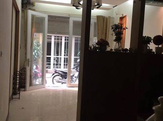 Bán Nhà Đẹp, Phân Lô, Ô Tô Đỗ Cửa, Cầu Giấy. Giá 7.5 Tỷ