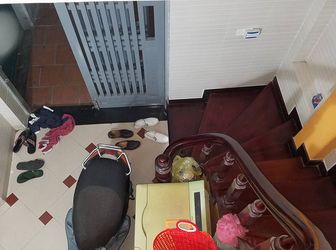 Nhà Bán Có Sổ Đỏ Của Chính Chủ 33M2, 5 Tầng, Ngõ 12, Ngõ Gốc Đề, Hoàng Mai.