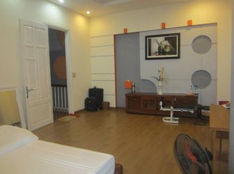 Bán Nhà Cù Chính Lan Phân Lô, Ôtô Tránh, Gara, Mới Đẹp 8.5 Tỷ