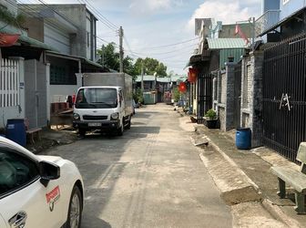 Đất 4 X 15, Gần Bến Xe Buýt Quang Trung, Shr