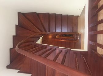 Bán Nhà Phân Lô Phố Nguyên Hồng Quận Đống Đa, 50M2, 5 Tầng Mới Đẹp, Ngõ Ô Tô-Kinh Doanh, 11.6 Tỷ.