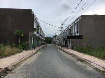 Cần Bán Lô Đất Mặt Tiền Tỉnh Lộ 8, Dt 115M2, Giá 330Tr, Shr.