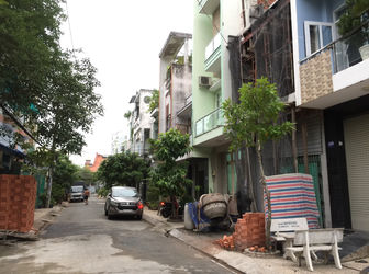 Nhà Mặt Tiền Đường Nội Bộ Khu Tên Lửa, Dt: 4X10M, 1 Lầu, 2Pn, 2Wc, Giá Rẻ