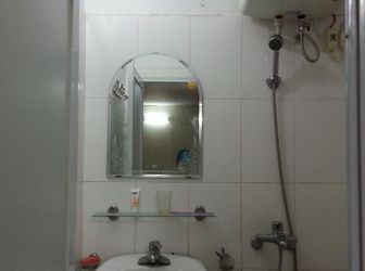 Cho Thuê Căn Hộ Tập Thể Tầng 3, A5, Mặt Đường Kim Mã, Vào Ở Luôn