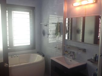 Xuân Bắc Bán Nhà Hoàng Văn Thái 55M Xây 4 Tầng Giá Chỉ 7 Tỷ.