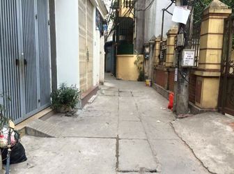Bán Nhà Mặt Ngõ Phố Nguyễn Chí Thanh, Quận Đống Đa, 50M2X 5T, Mt 4M, Giá Hơn 4 Tỷ.