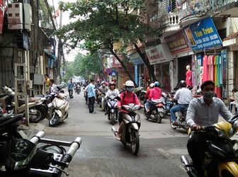 Bán Nhà 3 Tầng 2 Mặt Ngõ Phùng Khoang Giá 1.8 Tỷ