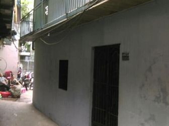 Bán Nhà Q.10 Lô Góc, 3T, 3 Mặt Thoáng Giá Cực Choáng 2.6 Tỷ.