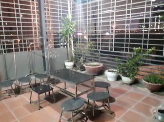 Bán Nhà Mặt Ngõ Phố Nguyễn Khánh Toàn, 8 Tầng, Thang Máy, Cho Thuê 42 Triệu/Tháng.