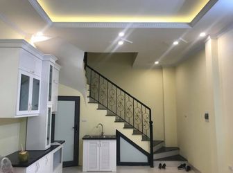 Nhà Nguyễn Chính 42M X 5 Tầng, Đẹp - Gara 7 Chỗ - Kinh Doanh, Nhỉnh 4 Tỷ.