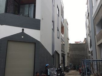 Bán Nhà Cấp 4 Hxh 1 Trục Tại Nguyên Hồng, 6X8 K Lộ Giới, Giá 3.8 Tỷ