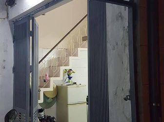 Nhà Rẻ, Bán Gấp, Tại Bạch Mai 30M X4 Tầng, Mt 4,5M Giá Chỉ 1,8 Tỷ.  