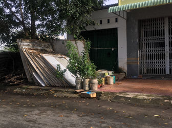 Bán Nền Đường Phạm Văn Nhờ, Trên Nền Có Nhà Kho Lớn.