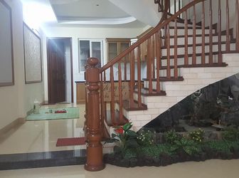 Cực Đẹp: Nguyên Hồng, Phân Lô Vip, Mới, Gara, 55M2, Giá 11.6 Tỷ.