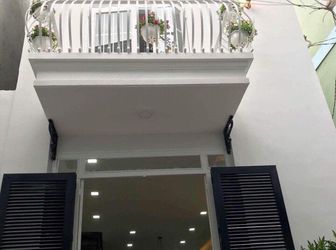 Cần Bán Gấp Nhà, Hẻm Xe Tải 752 Lạc Long Quân, P.9, Q.Tân Bình