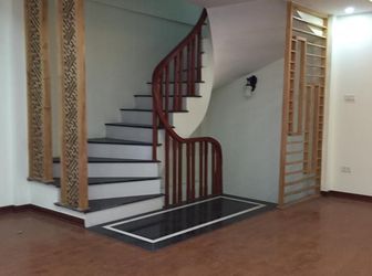 Bán Gấp Nhà Xây Kiên Cố Ở Đường Hoàng Ngân, 36M2, 5 Tầng, 3.65 Tỷ