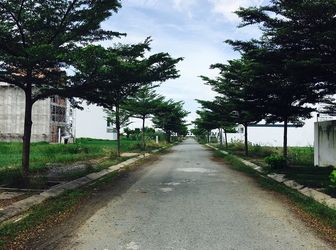 Nhân Dịp Cuối Năm Chỉ Duy Nhất 10 Sp 580Tr Ven Sông Quận 2 Đối Diện Trường Tiểu Học Ngay Khu Dân Cư