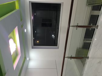 Cần Bán Nhà Đang Ở Mới Xây