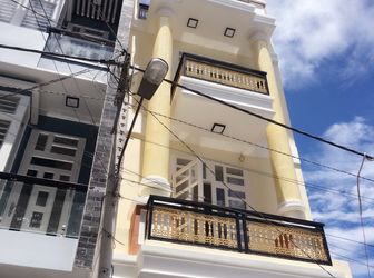 Bán Nhà Mới Xây, Giá 3 Tỷ, 3 Lầu Phạm Văn Đồng, Sát Bên Vincom Thủ Đức Hiệp Bình Chánh, Dt: 60M2 