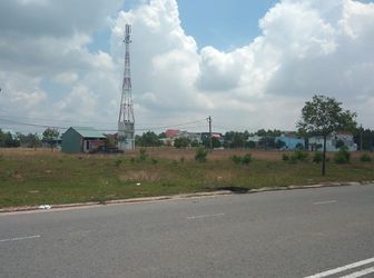 Vỡ Nợ Vợ Chồng Tôi Cần Bán Gấp 360M2 Đất Đô Thị, Gần Chợ Trường Học Thích Hợp Xây Ở, Kinh Doanh Buôn Bán