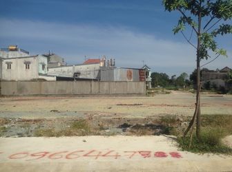 Lô Đất Mặt Tiền Ngay Chợ Đông Hòa, Dĩ An, Bình Dương