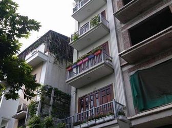 Bán Nhà Ngõ Phố Quan Nhân Cực Đẹp, Ô Tô Đỗ Gần Cửa, Rộng 42M, 145Tr/m!