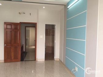 Bán Nhà 1 Trệt, 3 Lầu Dt: 304M2, Mặt Tiền Đường 64M,Trung Tâm Tx Bến Cát, Giá 2 Tỷ