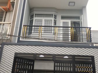 Chỉ Có 1,68 Tỷ Có Ngay Nhà 4 Tầng Tại Phố Trạm. Lh 0981797985.