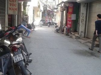Bán Nhà Mặt Ngõ, Phố Khương Trung, 40M, Mặt Tiền 5M, Kinh Doanh Tốt Giá 4,25 Tỷ