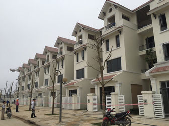 Nhà Phố Phúc An City Mặt Tiền Đường Tl824 Cách Hóc Môn 1Km