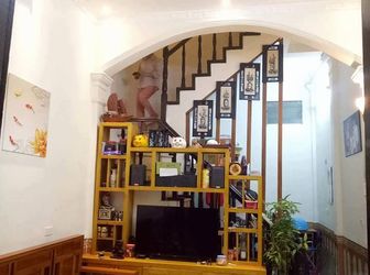 Bán Nhà Phố Nguyễn Khánh Toàn 100M2, 5 Tầng, Kinh Doanh Đỉnh, 9,5 Tỷ