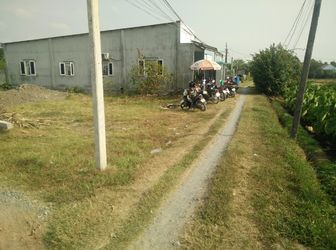 Bán Lô Đất Ở Kv4 Thị Trấn Đức Hòa 140M2 Thổ 100% Giá 800Tr