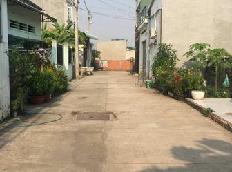 Bán Đất 1 Sẹc Bưng Ông Thoàn Đường 6M Ngay Vòng Xoay Phú Hữu, Giá 2,4 Tỷ