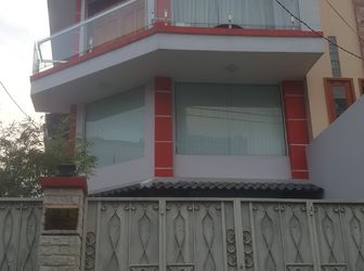 Đi Nước Ngoài - Cần Bán Nhà Giá Tốt, 1 Trệt + 2 Lầu, 2 Mặt Tiền Đường Nguyễn Tuân, P.3, Q.Gò Vấp, HCM