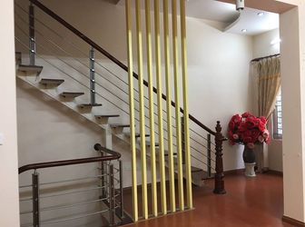 Bán Nhà Ngõ 43 Phố Tô Vĩnh Diện, Ngõ Ô Tô Tránh, Có Gara Để Xe