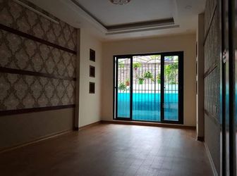 Bán Nhà Ngõ 43 Phố Tô Vĩnh Diện, Ngõ Ô Tô Tránh, Có Gara Để Xe