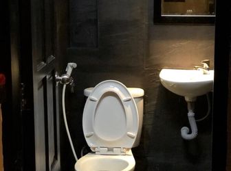 Nhà Lê Văn Lương, 1 Lầu, 3 Phòng ngủ, Có Sổ hồng riêng, DT 85M2.