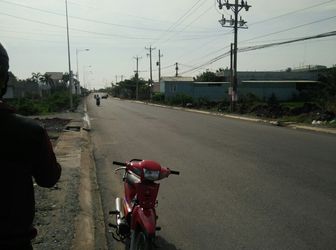 Bán Lô Mặt tiền 8M, Ngay Tl825 Vào 100M, DT 5*40m, Giá 1,3 Tỷ