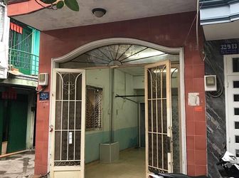 Cần Bán Nhà Quận Tân Phú, Thuận Tiện Đi Lại, Giá 3 Tỷ 50 Triệu, Có Thương Lượng Chút Ít.