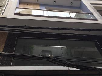 Bán Nhà Ngã Tư Sở, 40M2X5Tầng, 5M Mặt Tiền, Ô Tô Đỗ, 3.3 Tỷ