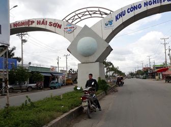 Cần Tiền Bán Gấp Lô Đất 125M2 Gần Thị trấn Đức Hòa, sổ hồng riêng.