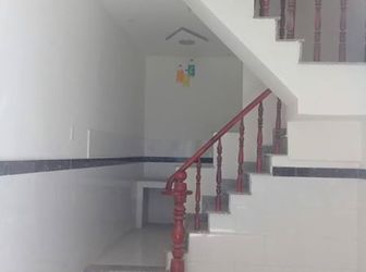 Nhà Lê Văn Lương, 2 Lầu, 2 Phòng Ngủ, Ở Hẻm Xe Hơi