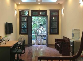 Nhà Phân Lô Pháo Đài Láng - Đường Ô Tô Tránh - Nội Thất Full Gỗ Giáng Hương