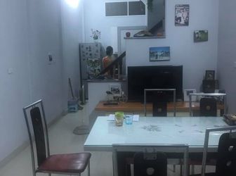 Bán Gấp Nhà 4 Tầng, Hào Nam, Nội Thất Đầy Đủ, Nhà Để Ở. Giá 3,3 Tỷ